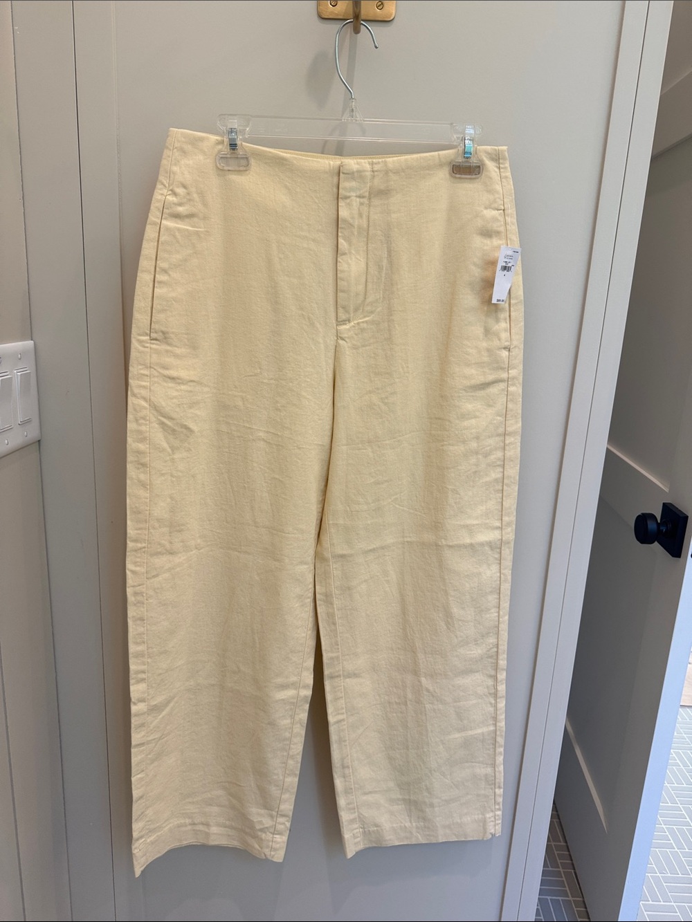 GAP Cream Straight-Leg Chinos